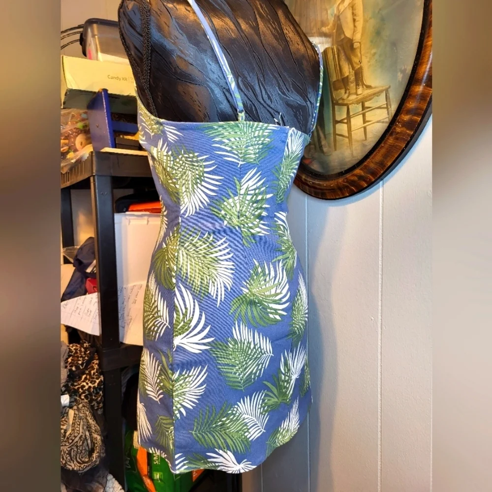 NWT Urban Outfitters XS Sundress Palm Leaf mini dress - Picture 5 of 14